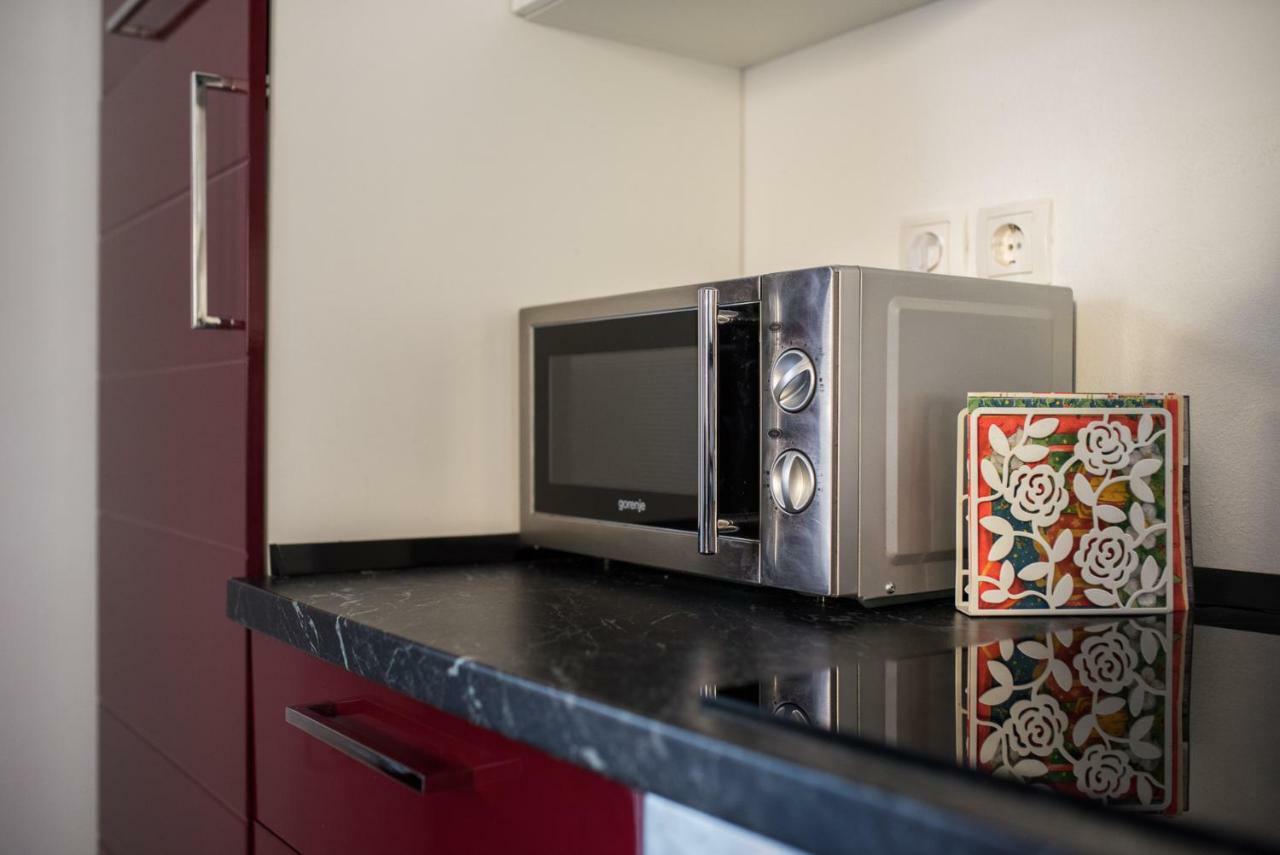 Apartments Mario Malinska Extérieur photo