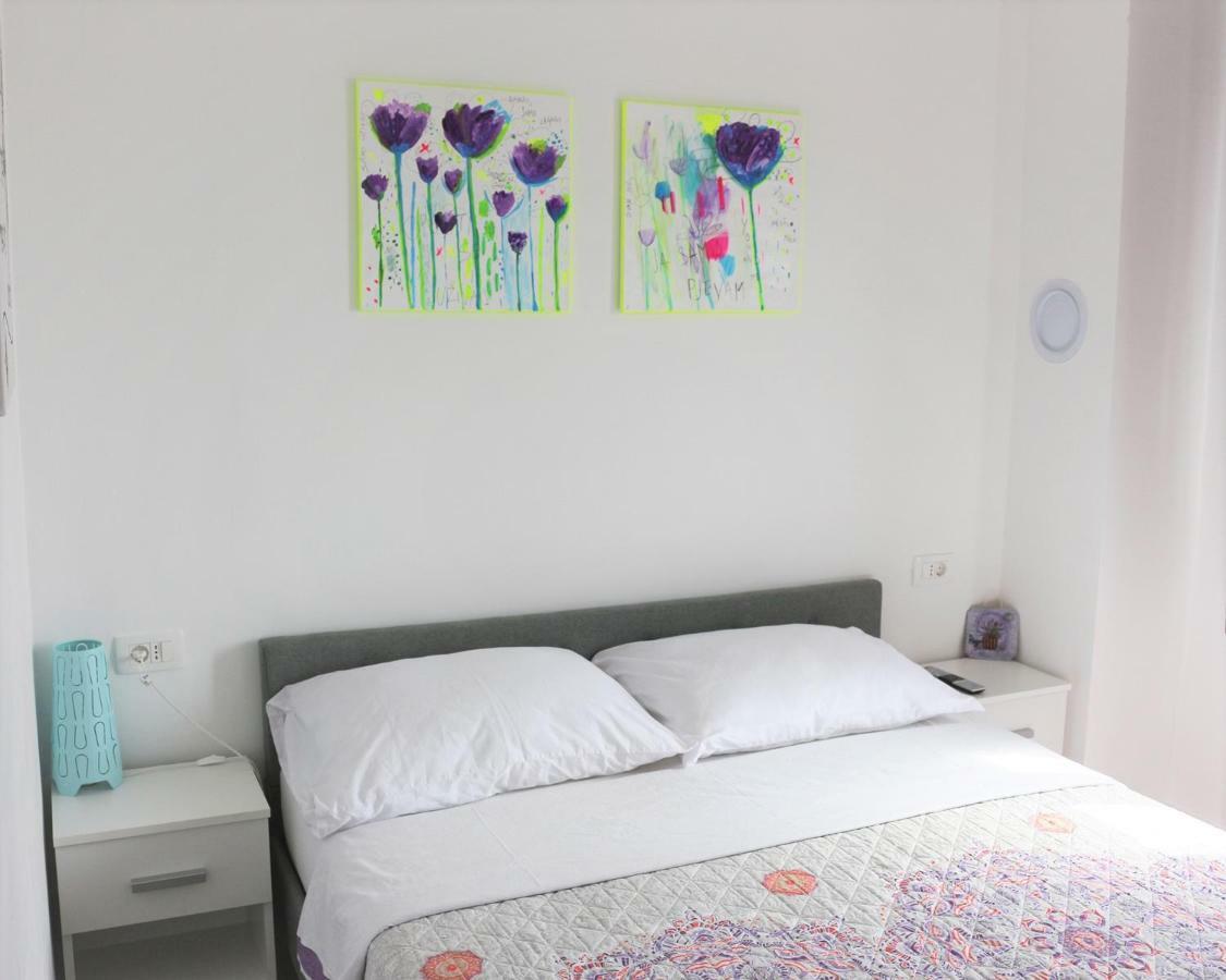 Apartments Mario Malinska Extérieur photo